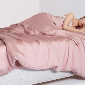 100 Percent Silk Pink Bedding Set - Solid Color Quilt Cover, Pillowcase, Flat Sheet - Queen & King Size