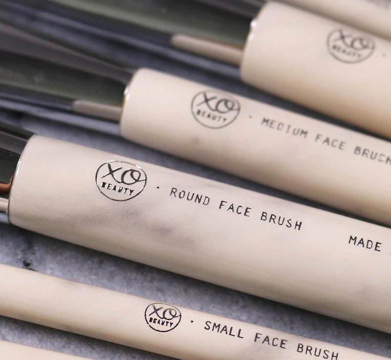 10 PIECE MARBLE BRUSH SET