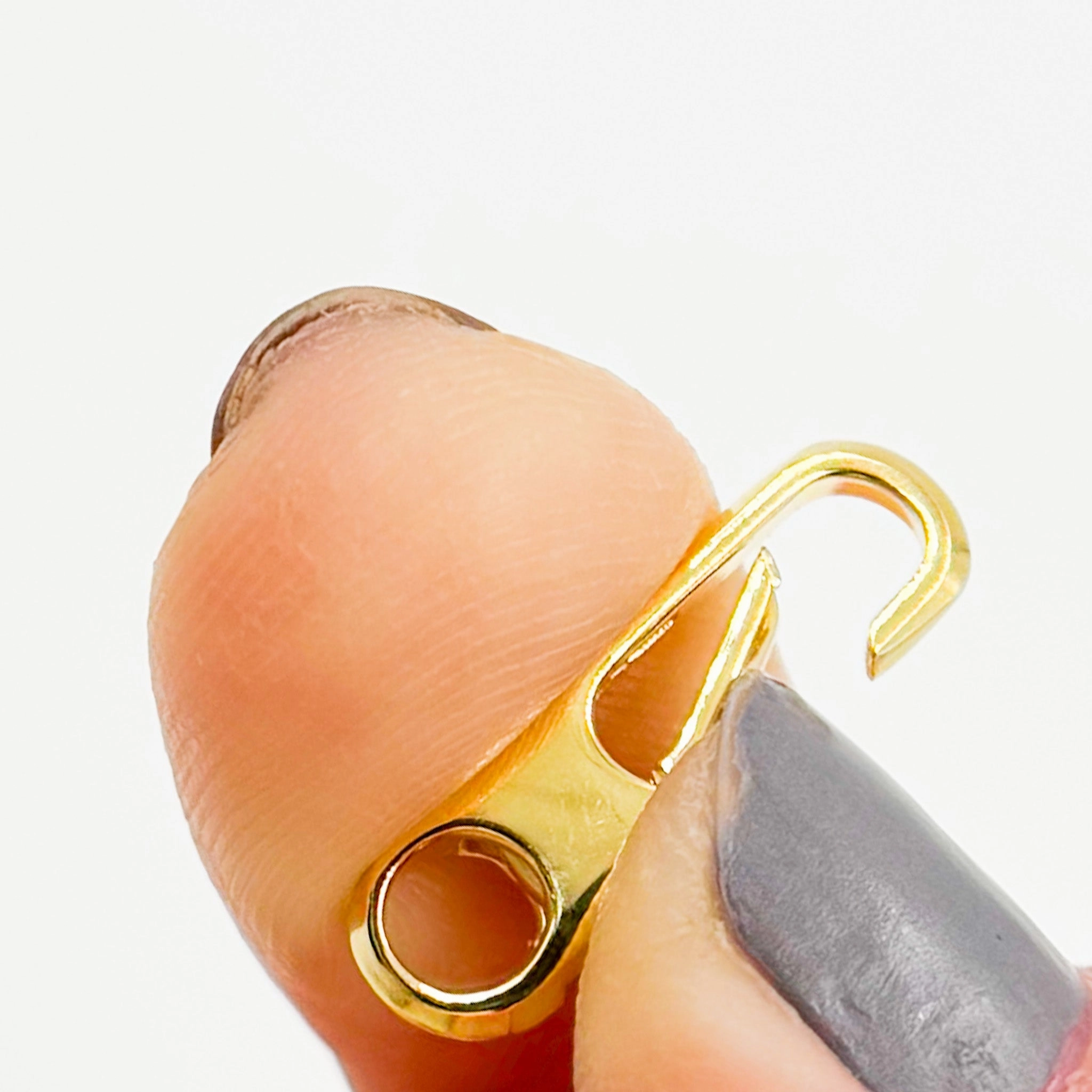 1355GPS. 20MM Gold Plated Shiny Sterling Silver Oval Clasp