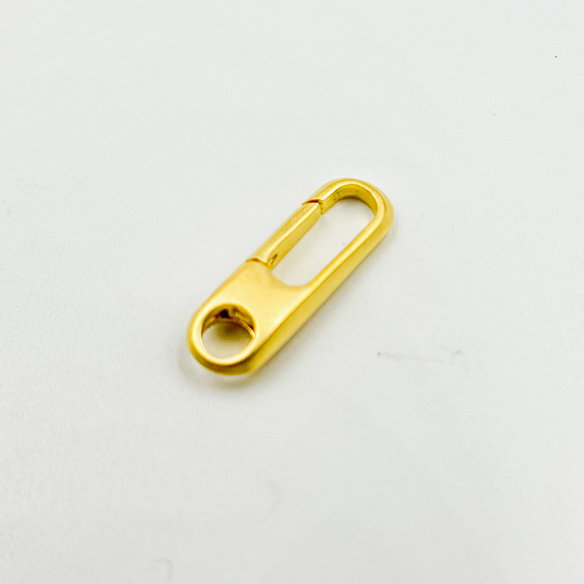 1356GPM. 15MM Gold-Plated Matt Sterling Silver Oval Clasp