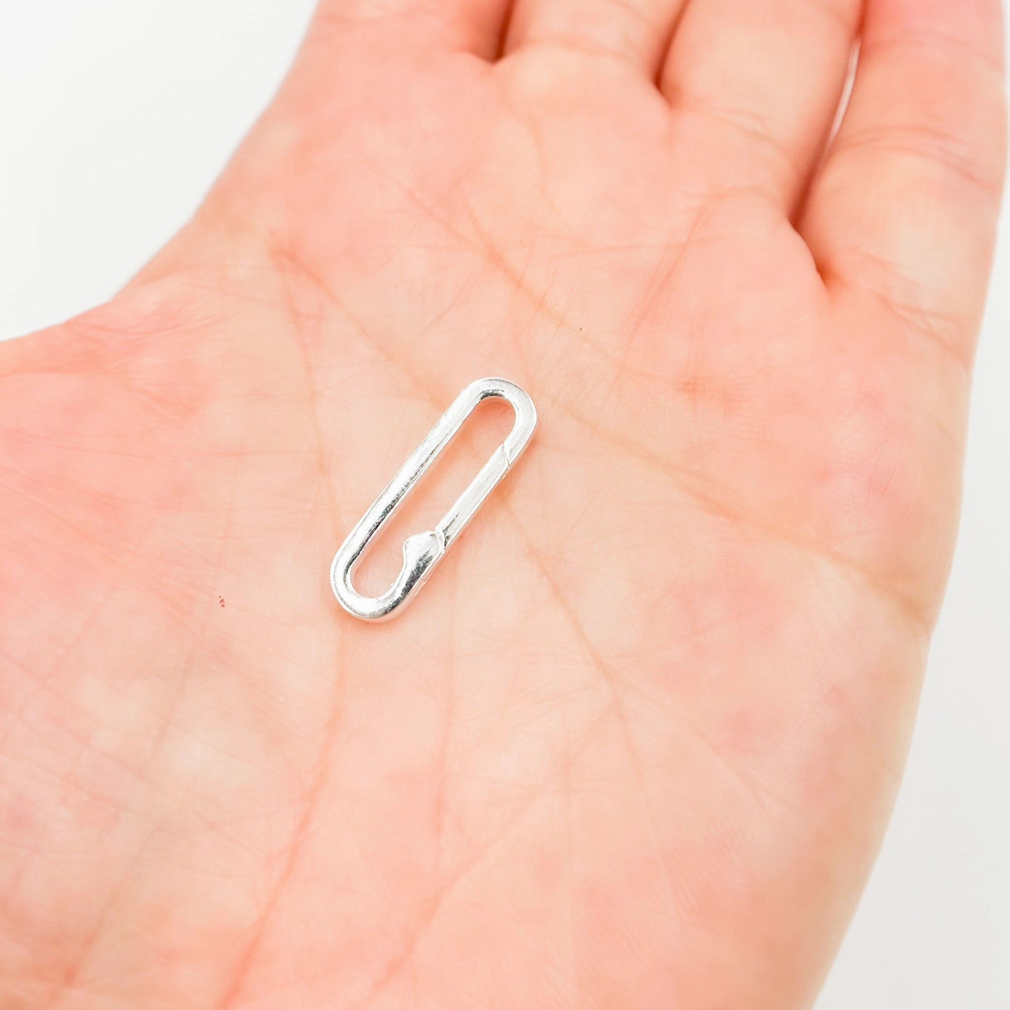 1361SS. 20MM White Sterling Silver Oval Clasp