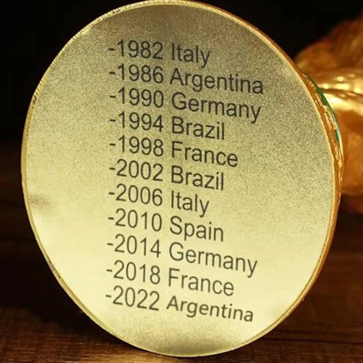2022 World Cup Trophy Replica 10.6 World Cup Replica Resin Soccer Collectibles Sports Fan Trophy Gold Bedroom Office Desktop Decor
