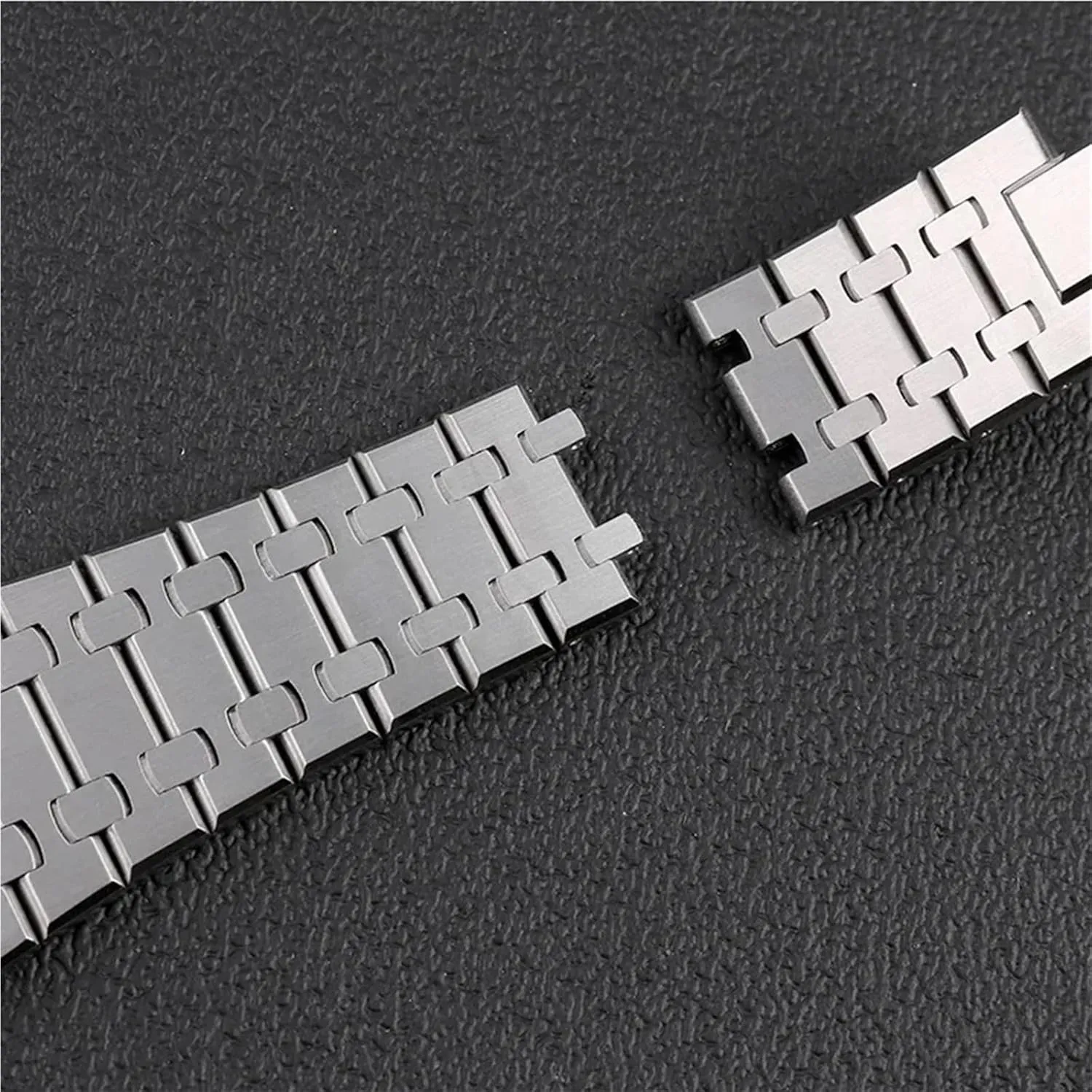 28mm 26mm Silver Stainless Steel Bracelet Strap Men Women Watch Band Quick Release Adjustable