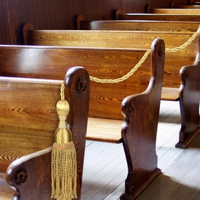 8 Pcs Weighted Church Pew Reservation Rope with Heavy Tassels Ends 8 ft Reserved Church Seating Accessory Pew Rope for Wedding Funeral Seating Reserved Signs(Gold)