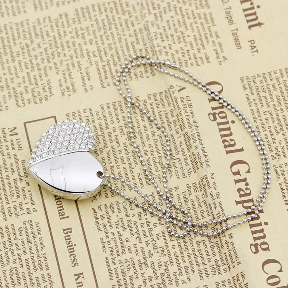 Bling Shiny Diamond Crystal Heart Shape 32GB USB 2.0 Flash Drive Jewelry Pendant Necklace Thumb Drive Memory Stick Pendrive Silver