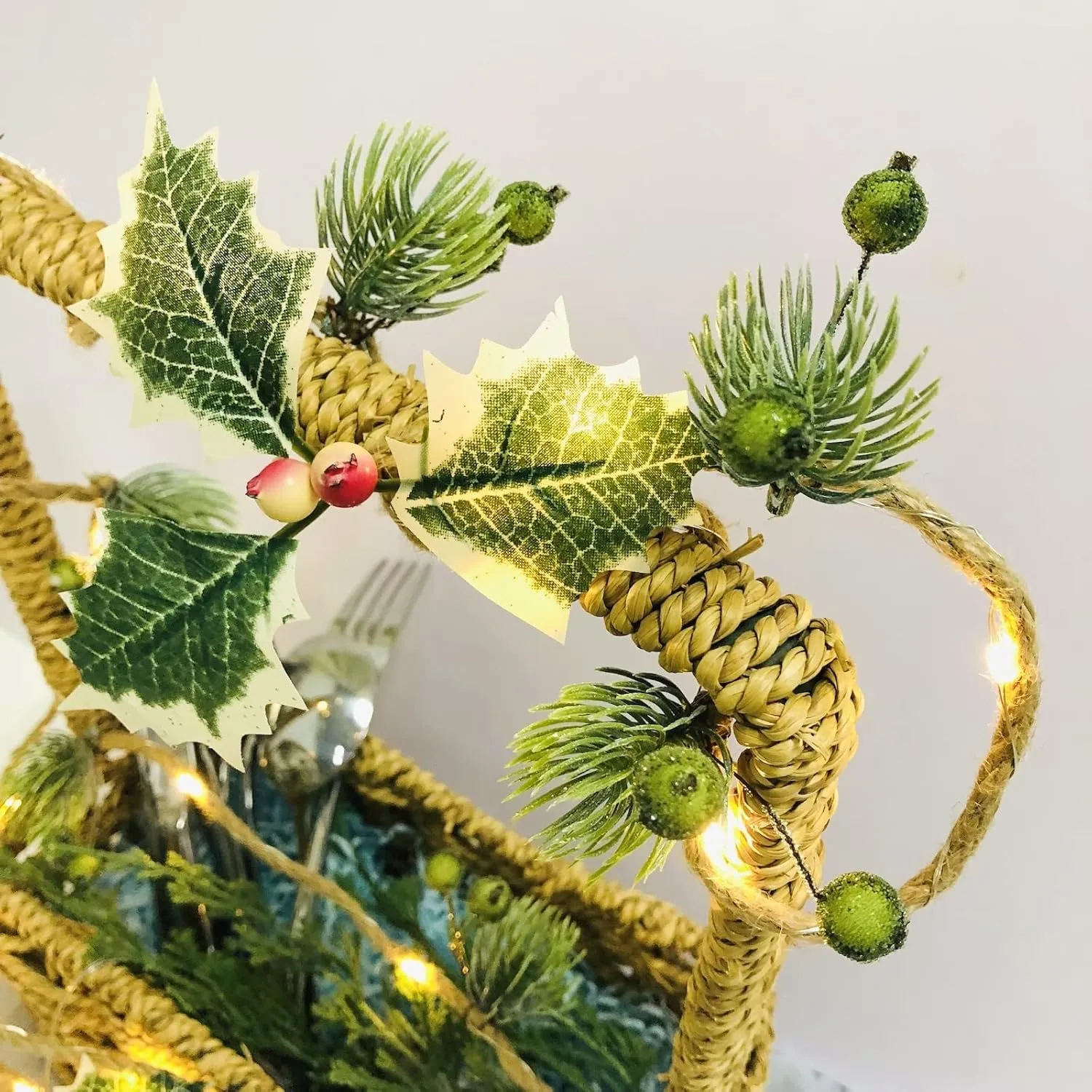Christmas Pine Needle Berries String Lights 20 LEDs 6.6 Ft Jute Twine Garland Battery Powered Fairy Light for Indoor Outdoor Thanksgiving Xmas Party Decorations (4 Pack, A-Green)