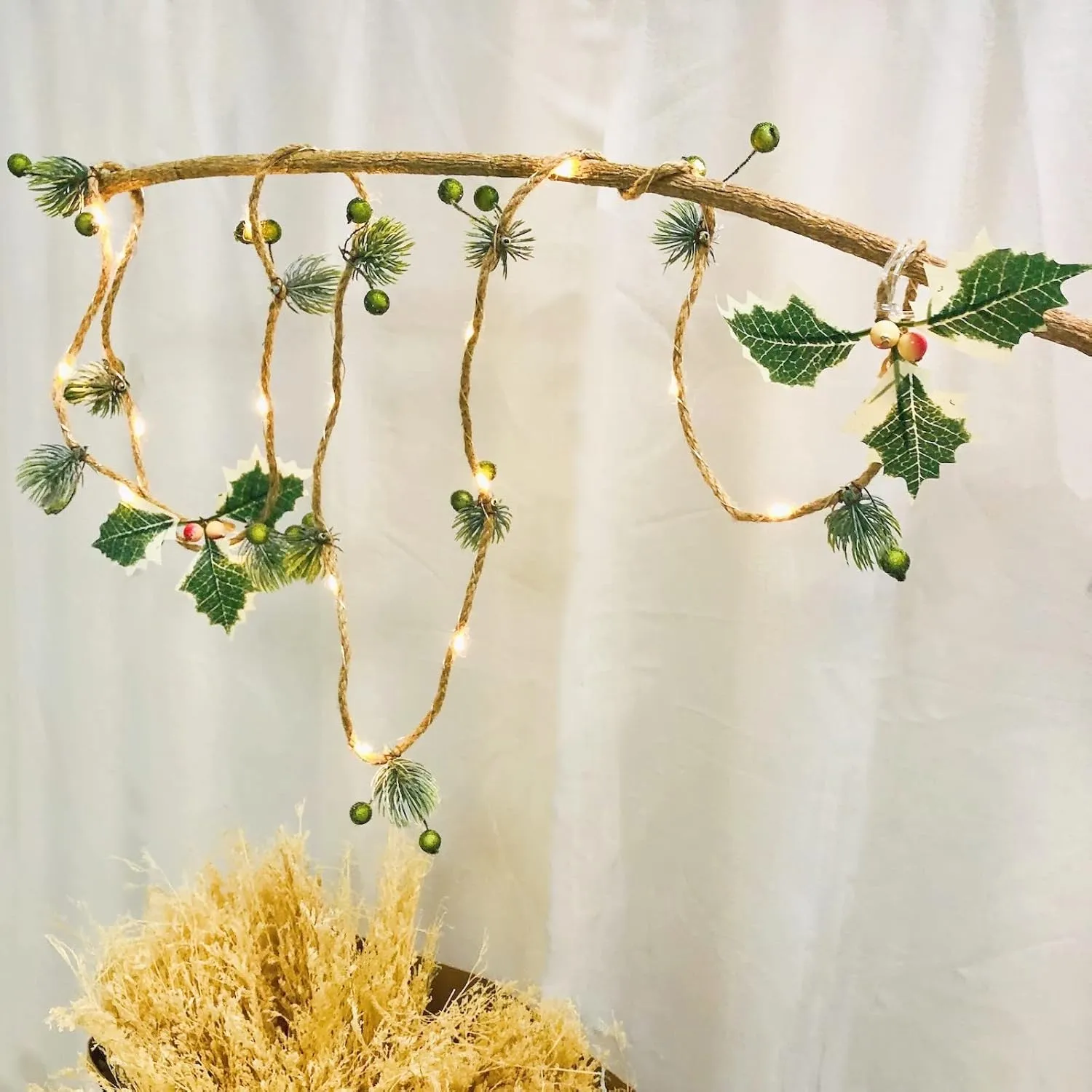 Christmas Pine Needle Berries String Lights 20 LEDs 6.6 Ft Jute Twine Garland Battery Powered Fairy Light for Indoor Outdoor Thanksgiving Xmas Party Decorations (4 Pack, A-Green)