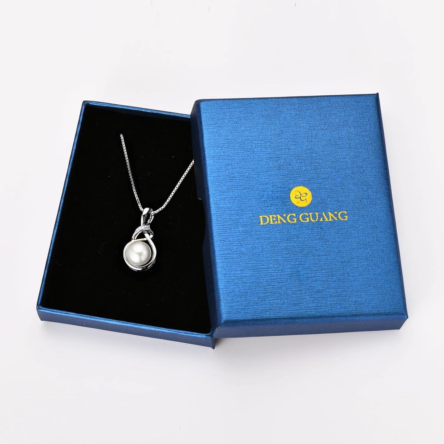 DENGGGUANG Freshwater Pearl Pendant Necklaces for Women, Sterling Silver Infinity Single Pearl Necklace with Shiny Moissanite Wedding Jewelry Gift for Bride Bridesmaid