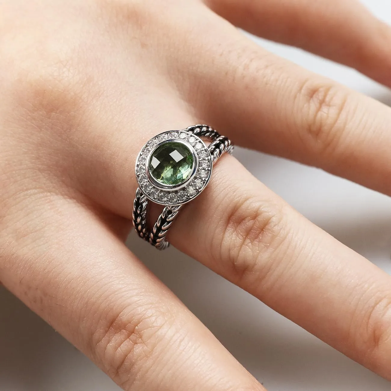 Designer Inspired Twisted Cable Statement Rings for Women Fashion Jewelry 8 MM CZ Split Shank Cable Ring Gift