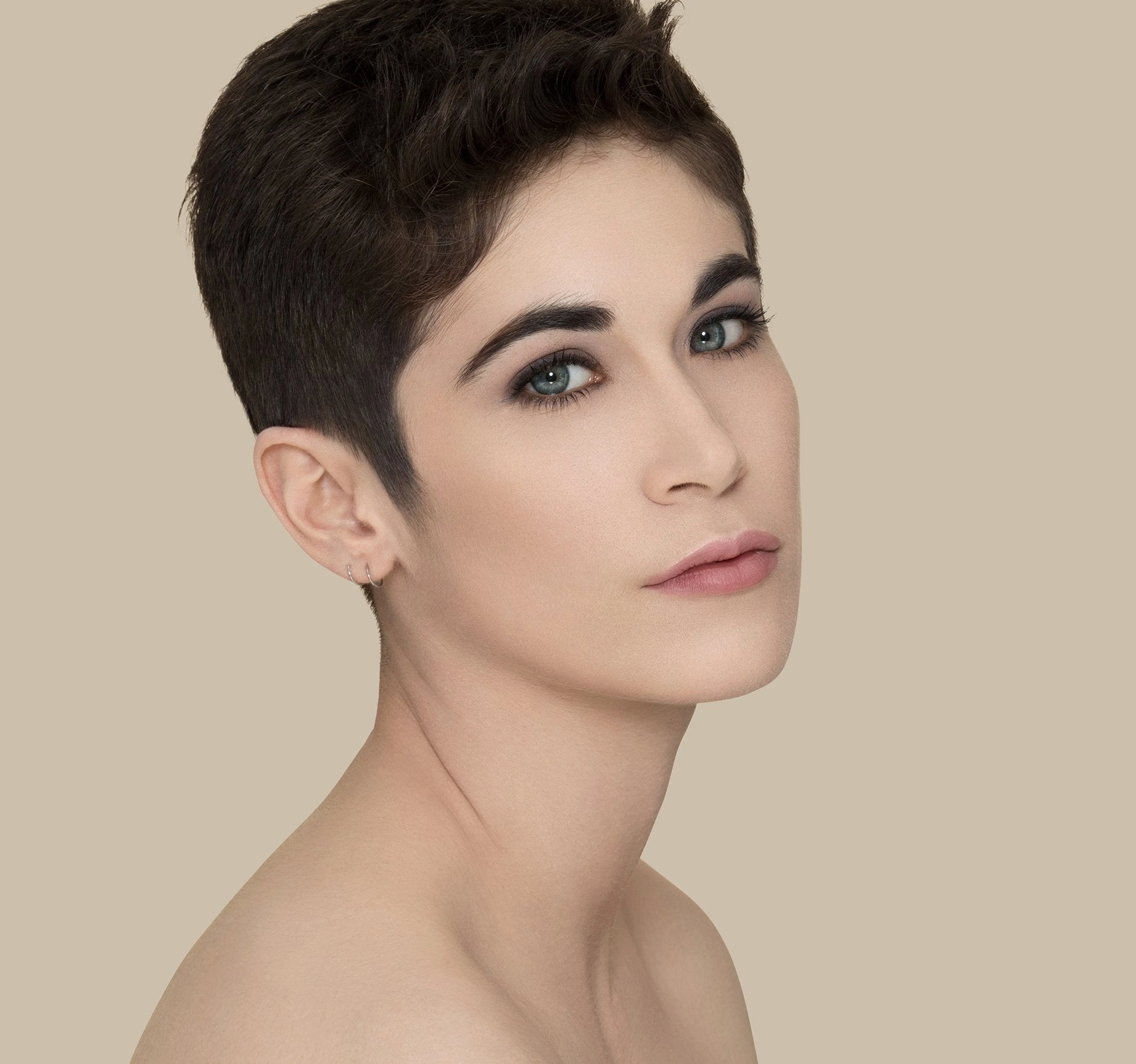 FLUIDITY FULL-COVERAGE FOUNDATION Buy-more-save-more - Protected F1.20