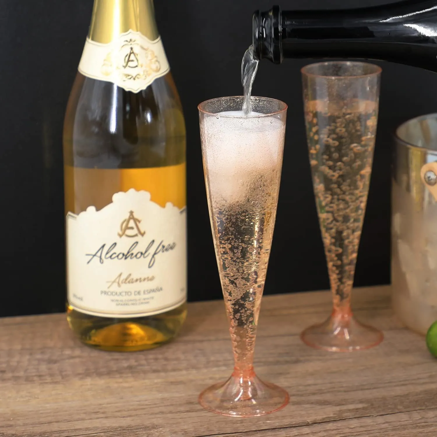 Homy Feel 30 Pack Rose Gold Glitter Plastic Rose Gold Wine Glasses,5OZ Champagne Flutes Disposable for Party,Plastic Champagne Flutes,Mimosa Bar Glasse for Valentine's day Galentines day Supplies