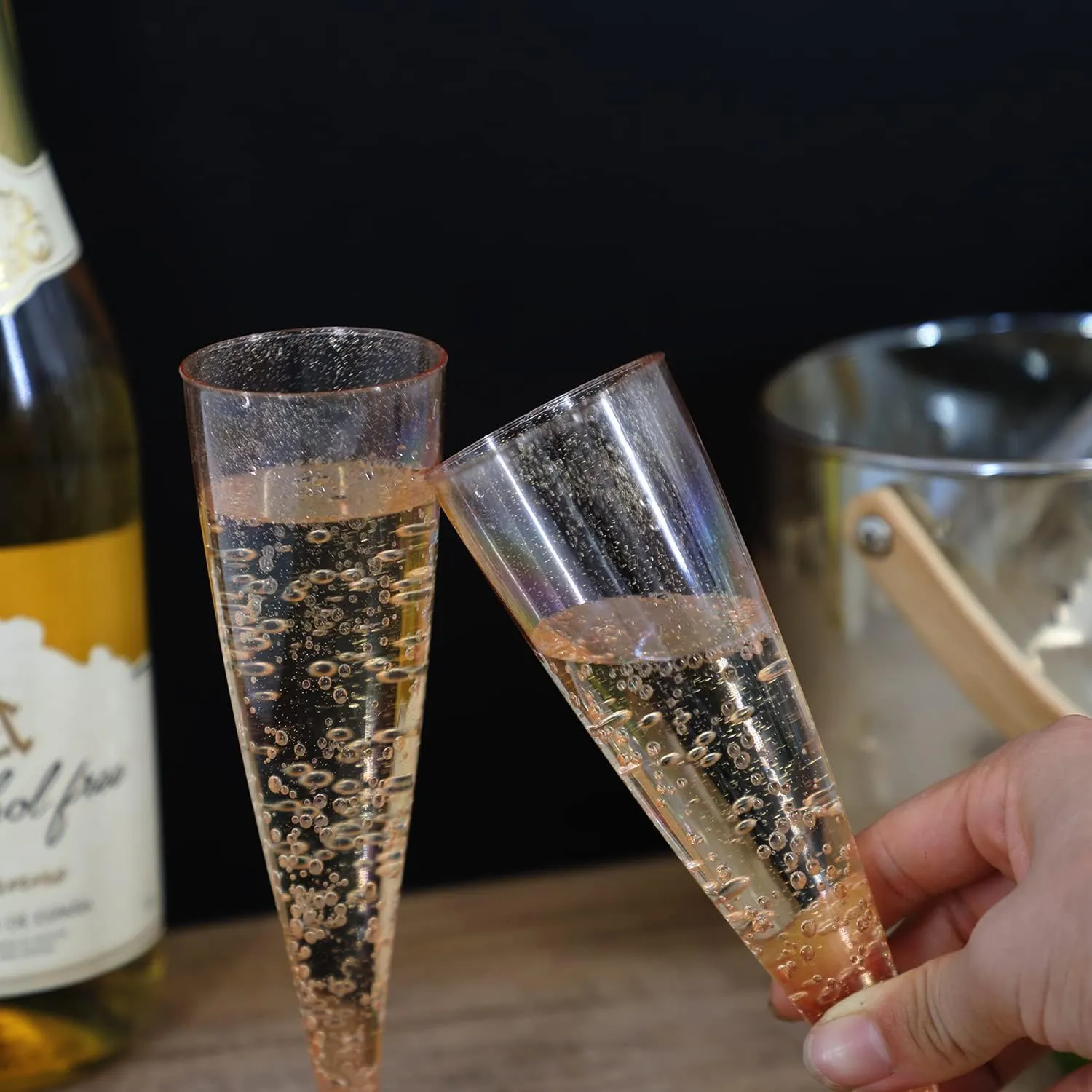 Homy Feel 30 Pack Rose Gold Glitter Plastic Rose Gold Wine Glasses,5OZ Champagne Flutes Disposable for Party,Plastic Champagne Flutes,Mimosa Bar Glasse for Valentine's day Galentines day Supplies