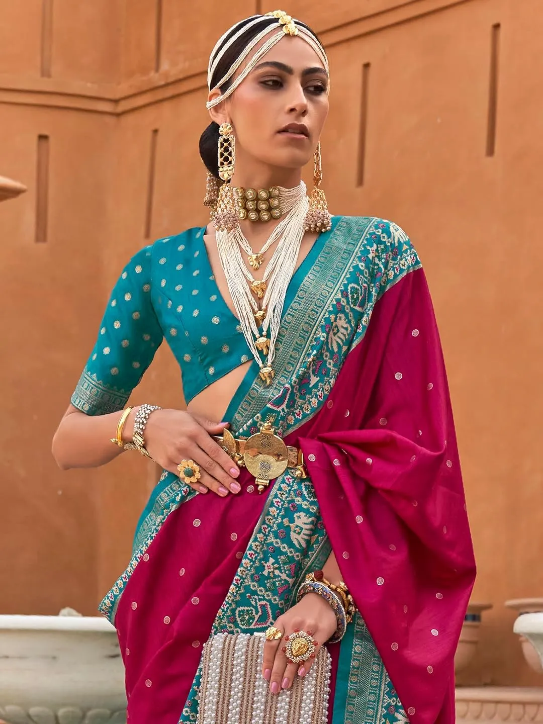 Indian Women's Pink Woven Design Patola Silk Saree with Unstitched Blouse Piece (TRITH100_Parent)
