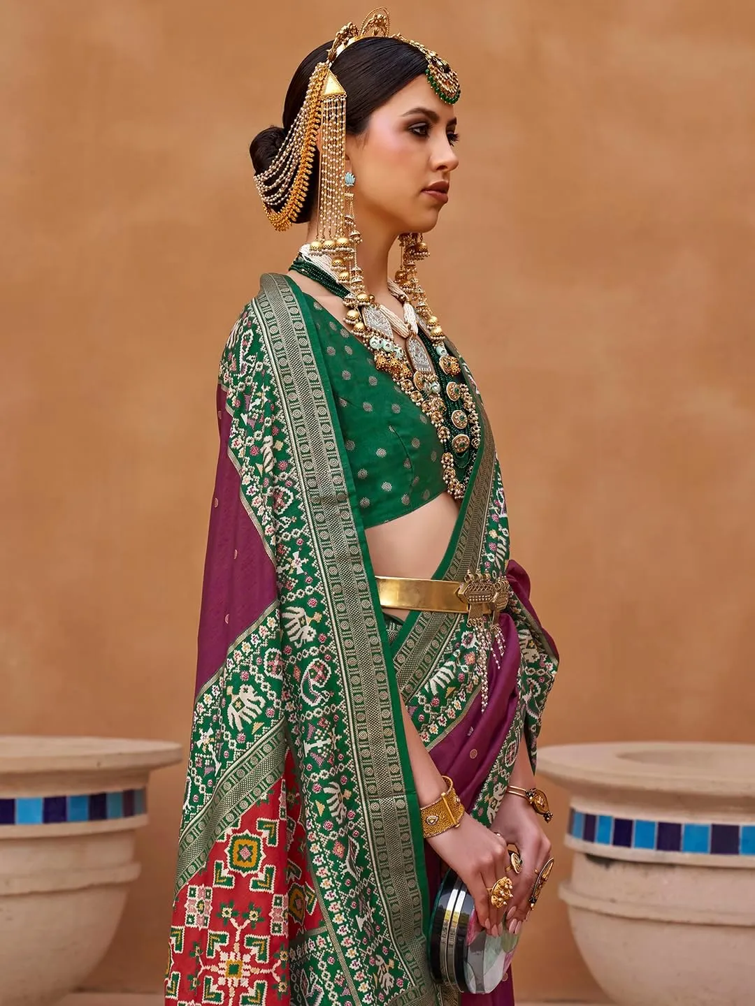 Indian Women's Pink Woven Design Patola Silk Saree with Unstitched Blouse Piece (TRITH100_Parent)
