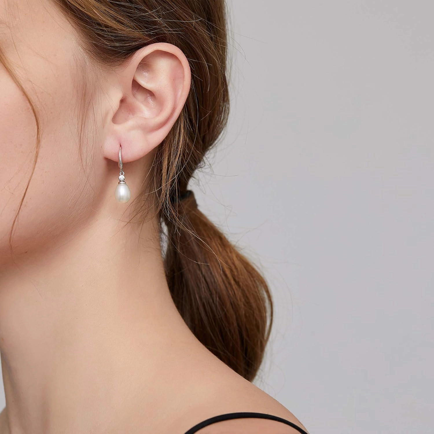 Jiamiaoi Pearl Earrings for Women 925 Sterling Silver Hook Earrings Dangle Drop Pearl Earrings Silver Drop Earrings for Women, Come with Gift Box