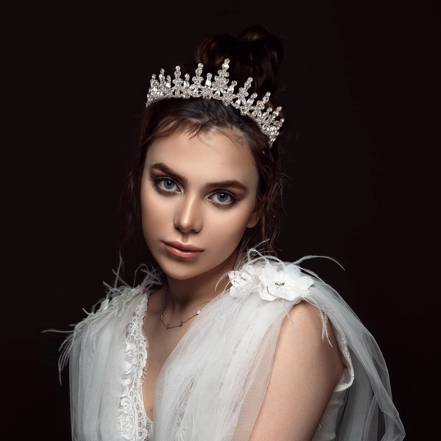 LIMELIA Women's Tiara for Henna Wedding Party | Glitter Hair Accessories for Bridal Birthday Pageant Prom Halloween Costume Christmas Party, Princess Crowns | Shiny Shuttle Stone - Silver