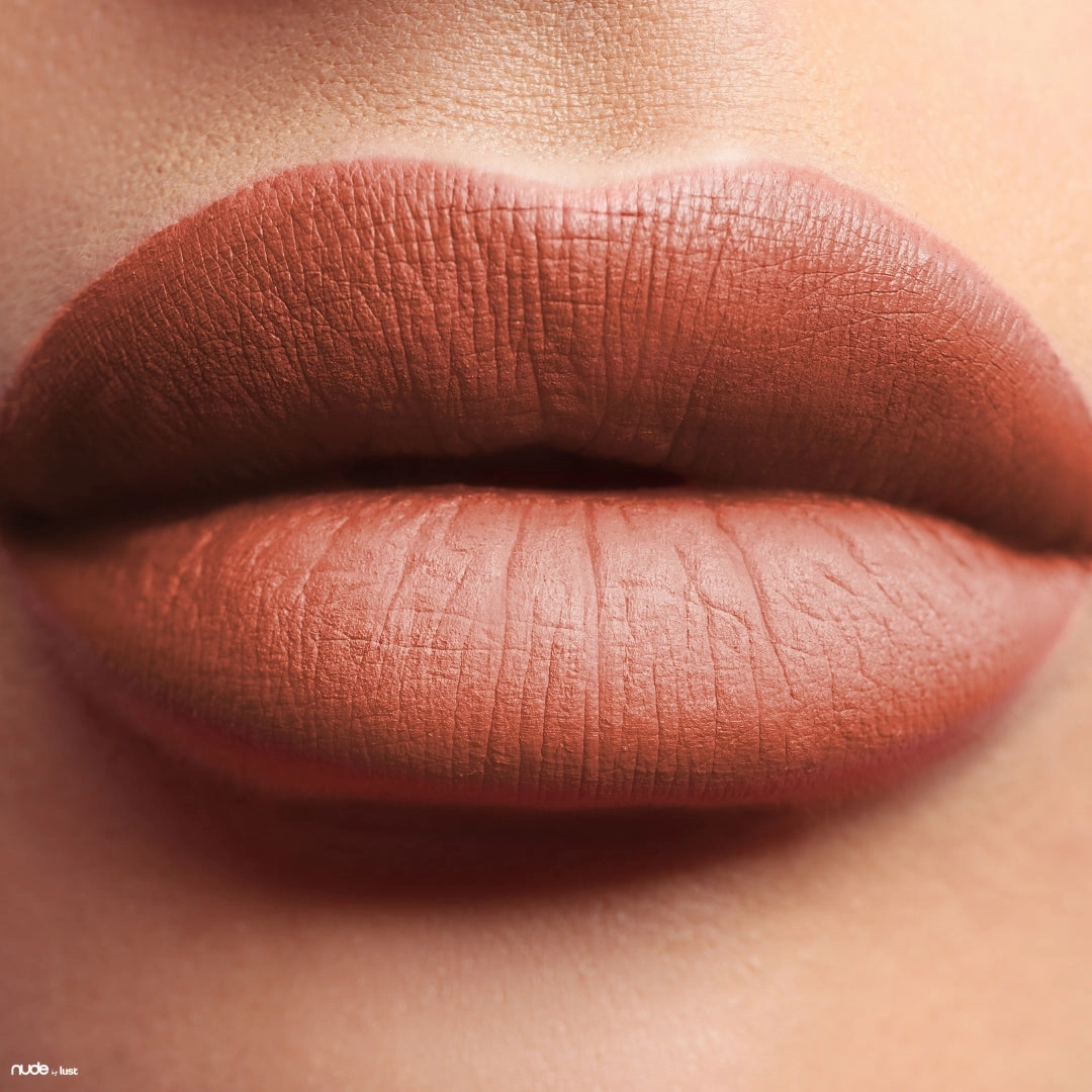 NUDE LIPSTICK - CRAVE