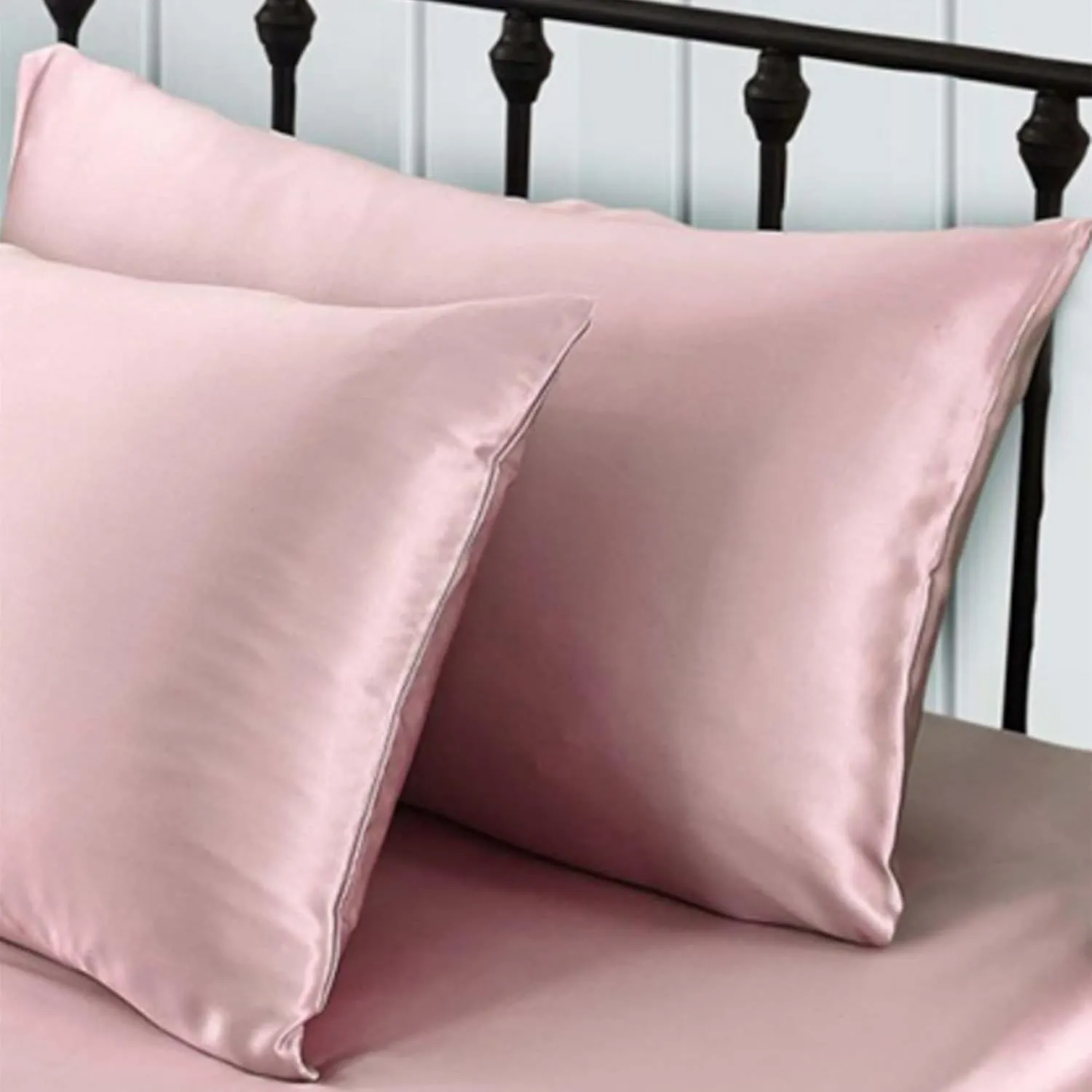 Pink Mulberry Silk Pillowcase Queen Size - 22 Momme Silk Pillow Case for Sleeping Women, Luxury Hypoallergenic Acne Pillow Case, Anti-Breakage Self-Care Item, Girly Gifts, 1 Pc 20"x30" (Queen, Pink)
