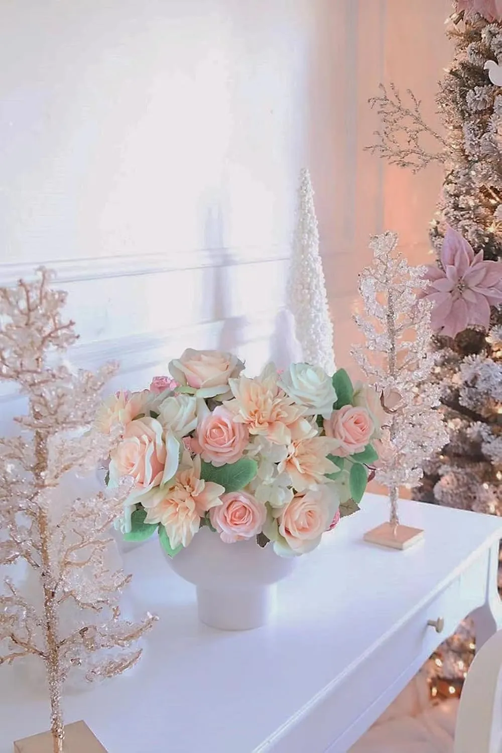 Roses Artificial Flowers Peach Bouquet Box Set Fake Flower for DIY Bridal Wedding Shower Decorations Table Centerpieces Faux Silk Floral Arrangement for Party Home Decor Indoor Pink