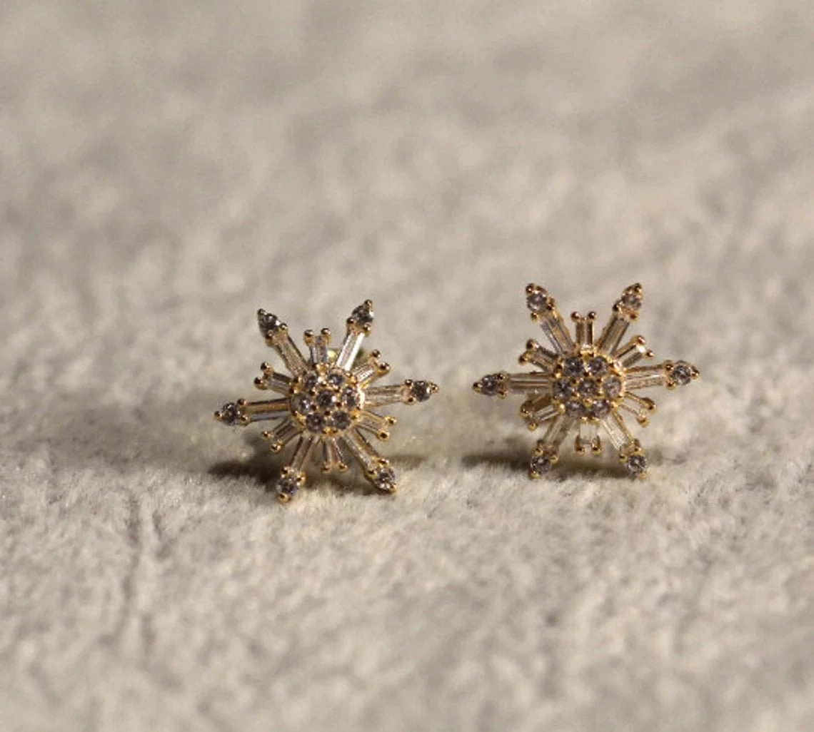 Shiny Star Silver Earrings