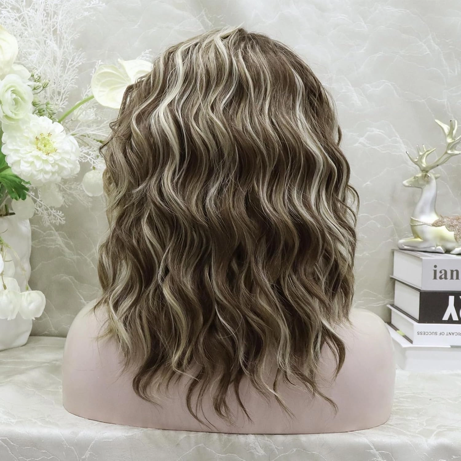 Synthetic Lace Front Wigs: Brown Highlight Ash Blonde 13*2 Inches Lace Front Wig, Short Bob Curly Wigs Synthetic Hair 16 Inches Wig Free Part with Natural Hairline Shoulder Length (Blonde Brown)