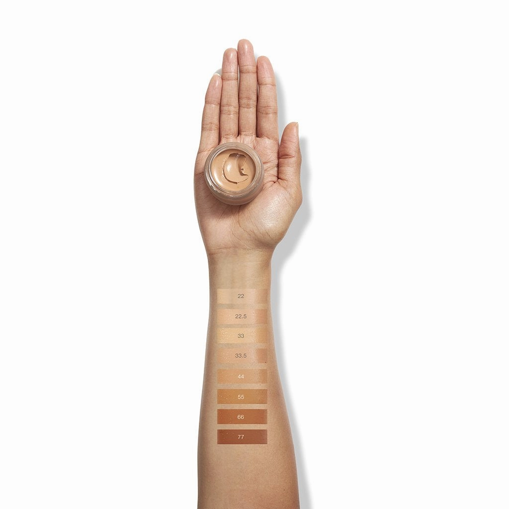 Un Cover-Up Cream Foundation Fond de Teint Crème