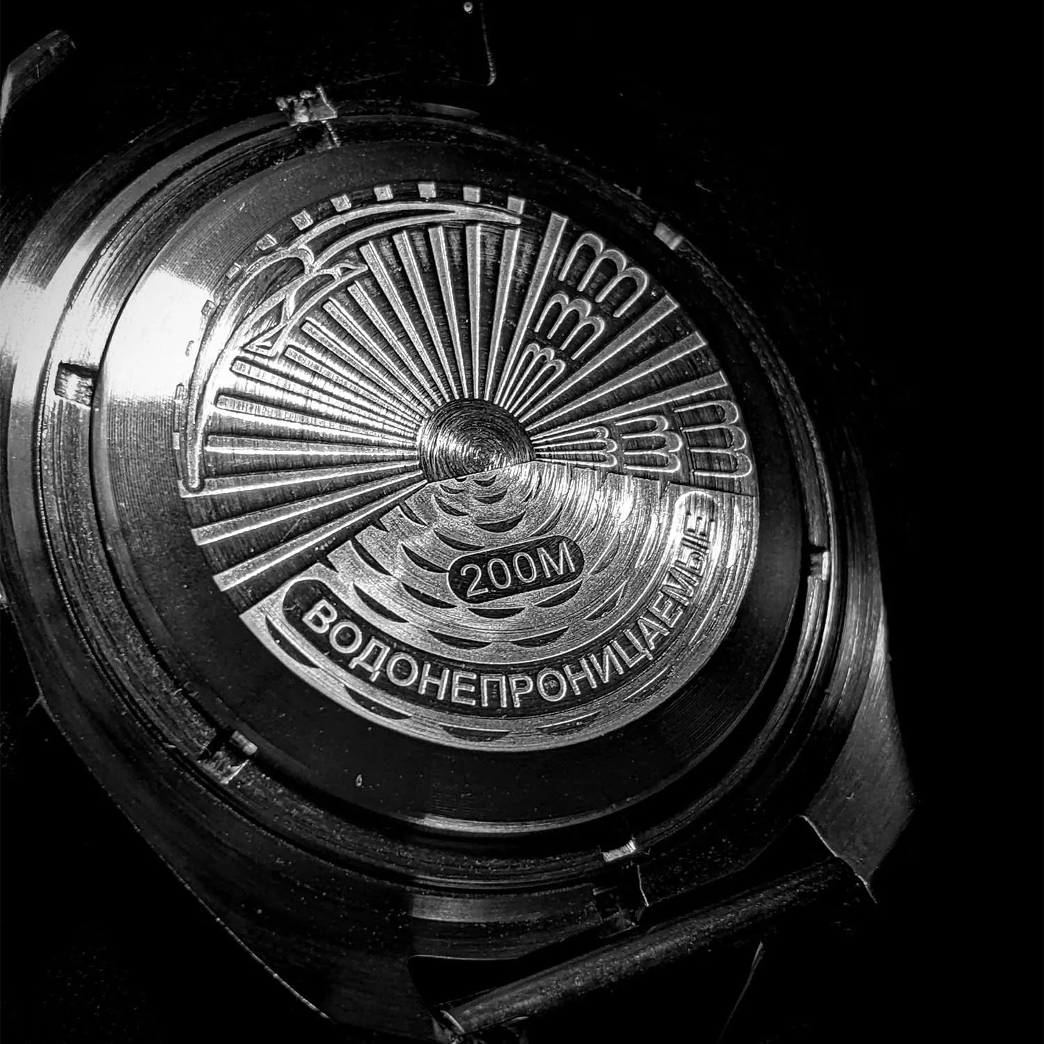 VOSTOK | Komandirskie 02K Automatic Self-Winding Russian Military Diver Wrist Watch | WR 200 m | Fashion | Business | Casual Men's Watches | Model 020712
