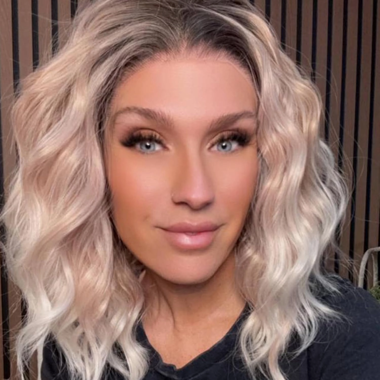 White Pink Brown Ombre Blonde Lace Front Wigs Short Bob Wavy Wigs Synthetic Hair Wig Free Part with Natural Hairline Shoulder Length for Women (White Brown Ombre Blonde)