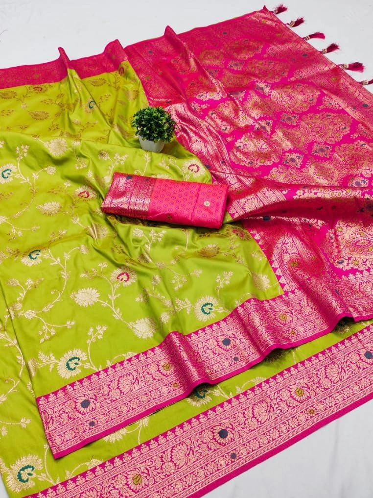 Women's Pure Lichi Silk Indian Wedding Wear kanjeevaram Saree with UnStitched Blouse Piece