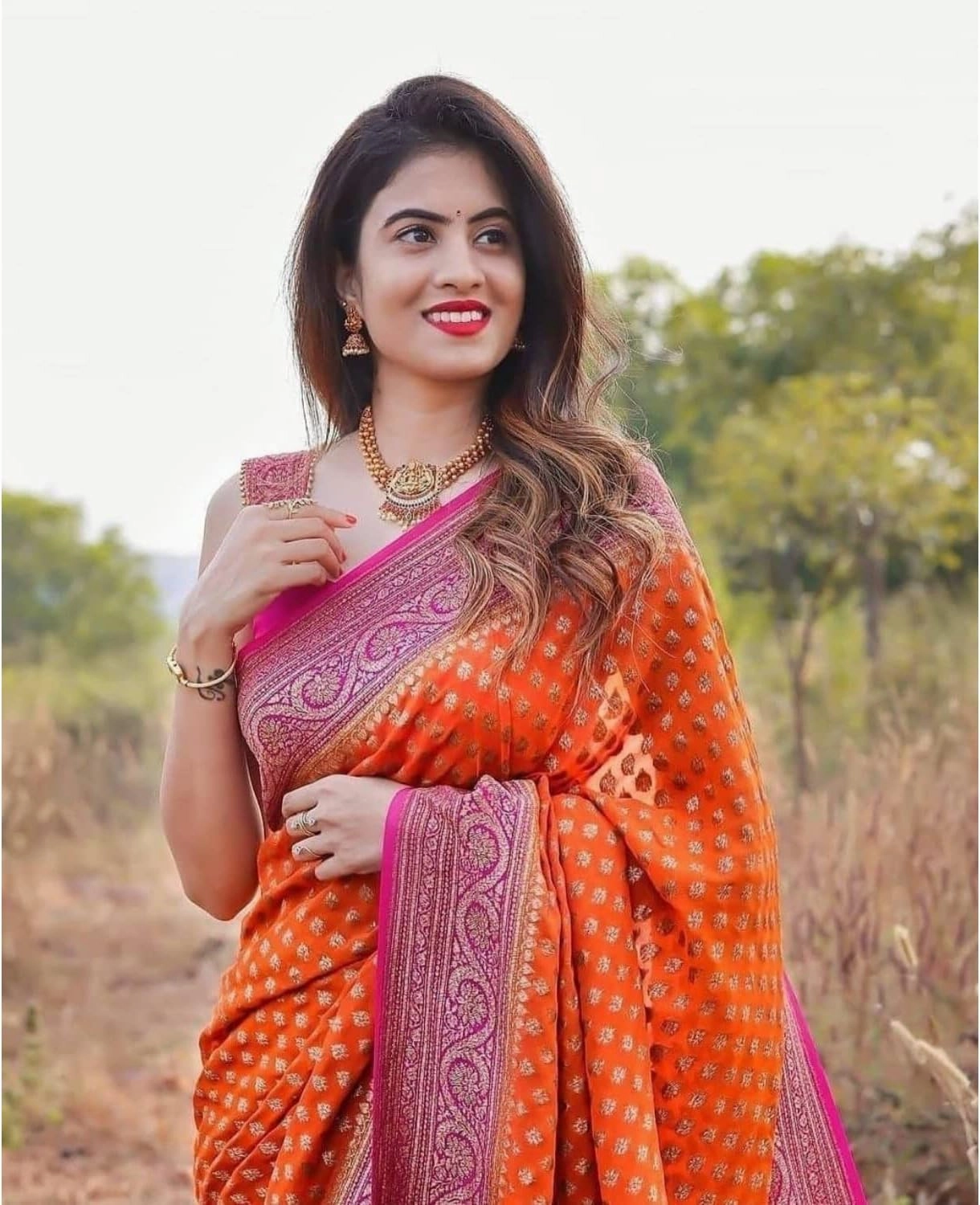 Women's Pure Lichi Silk Indian Wedding Wear kanjeevaram Saree with UnStitched Blouse Piece
