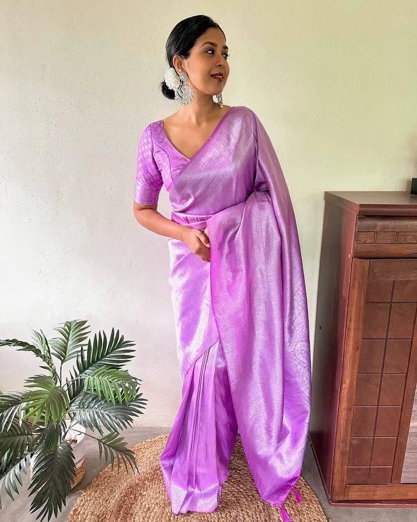 Women's Pure Lichi Silk Indian Wedding Wear kanjeevaram Saree with UnStitched Blouse Piece