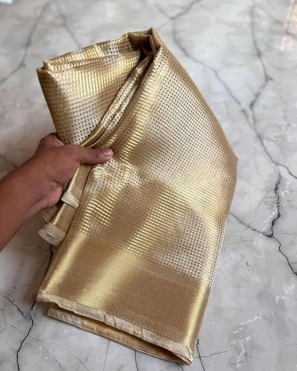 Women's Pure Lichi Silk Indian Wedding Wear kanjeevaram Saree with UnStitched Blouse Piece